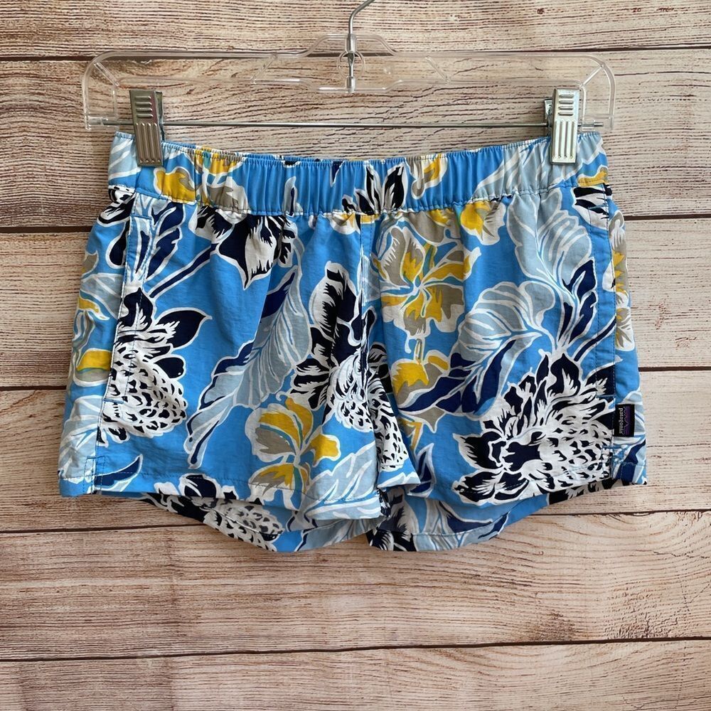 PATAGONIA BARELY BAGGIES SHORTS IN BLUE FLORAL PRINT‎